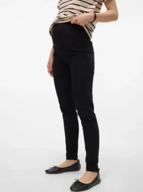 Äitiysvaatteet
