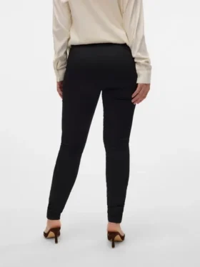 Slim Fit -malliset korkeavyötäröiset jeggingsit