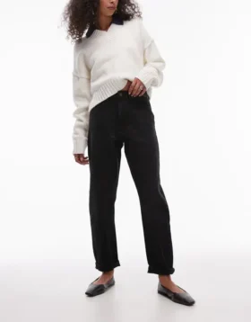 Topshopin korkeavyötäröiset Mom Fit -farkut