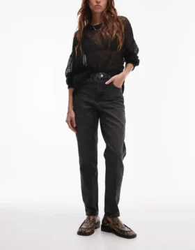 Topshopin korkeavyötäröiset Mom Fit -farkut