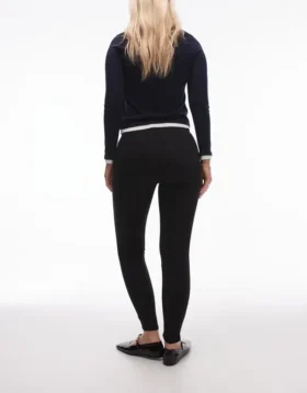 Topshopin korkeavyötäröiset skinny-fitti-farkut