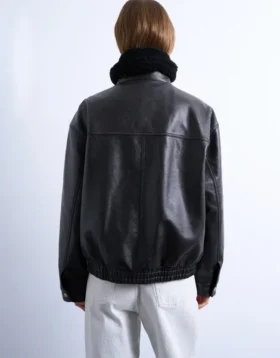 Tsolivia Otw -bomber