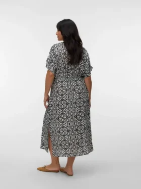 Vmcmenny pitkä mekko