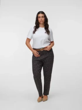 Vmctessa High Rise Mom Fit -farkut