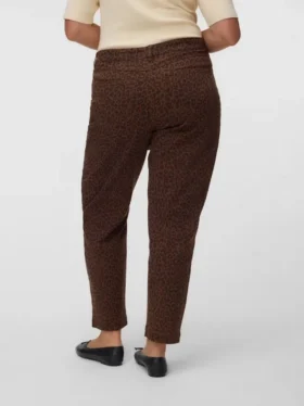 Vmctessa High Rise Mom Fit -farkut