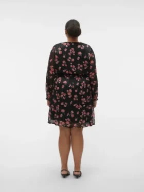 Vmrosey-lyhythame Shortsit