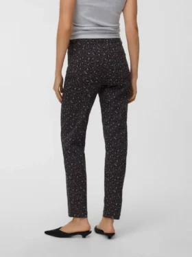 Vmtessa High Rise Mom Fit -farkut